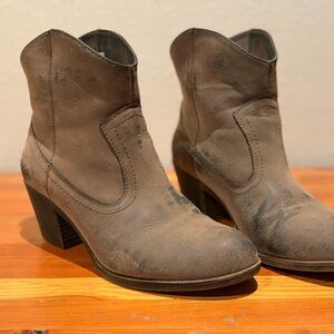 Women's rocket dog sound off vintage worn boot